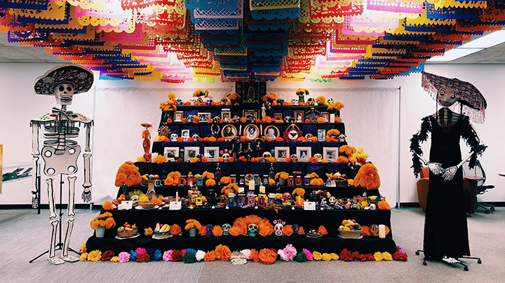Dia de Los Muertos altar